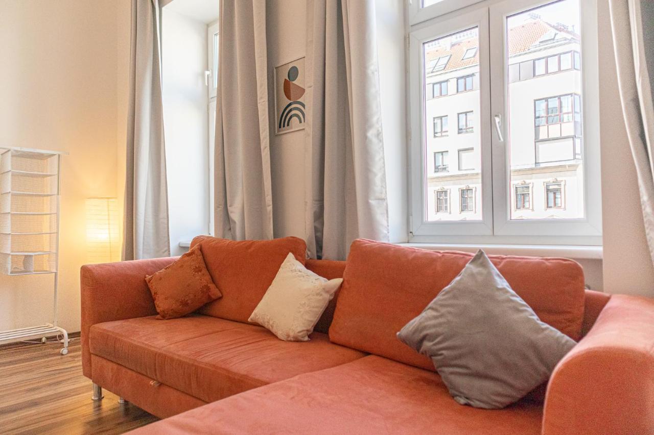 Special Vintage Viennese Apartment - 12Min F Downtown Екстер'єр фото