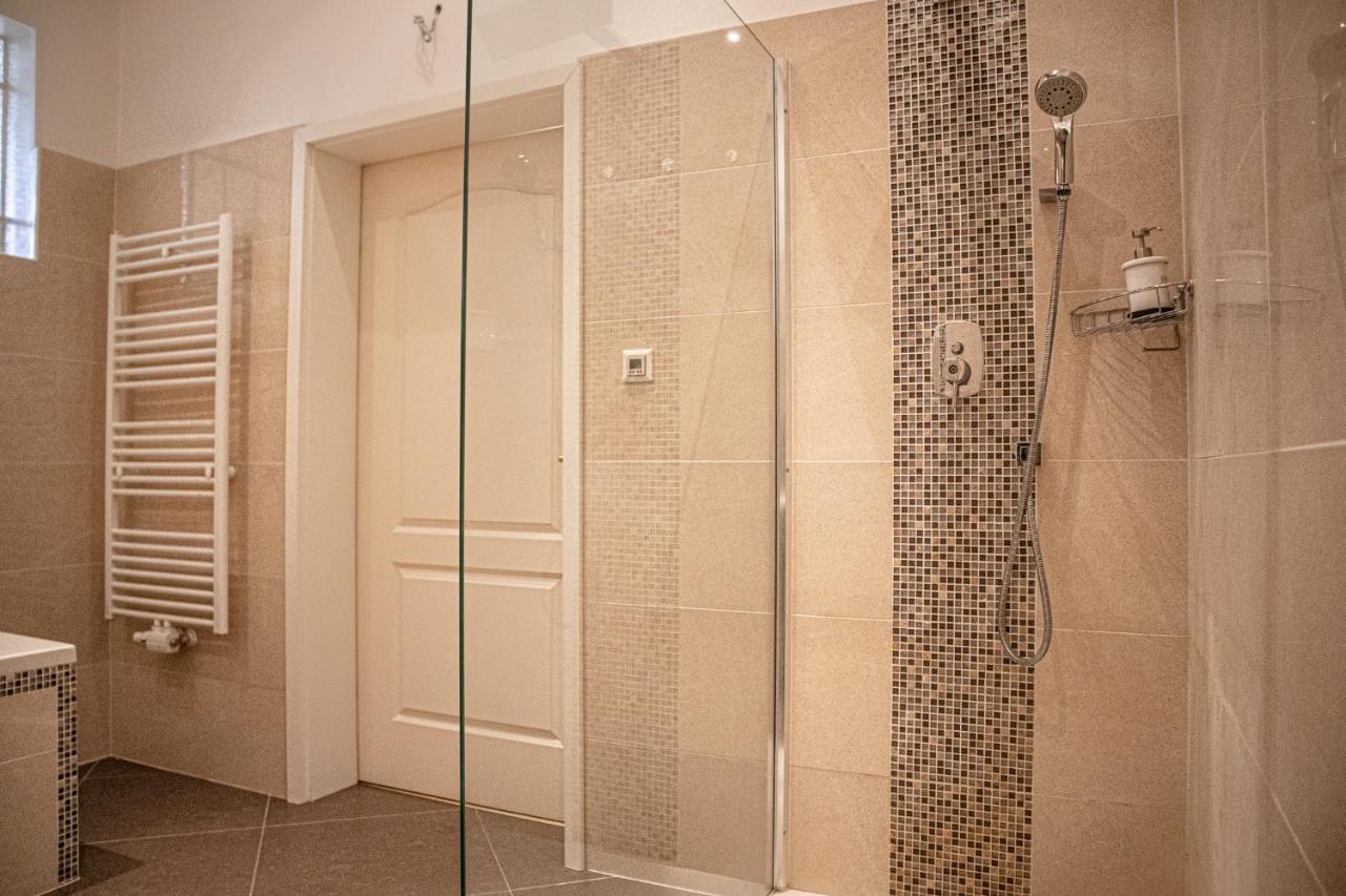 Special Vintage Viennese Apartment - 12Min F Downtown Екстер'єр фото